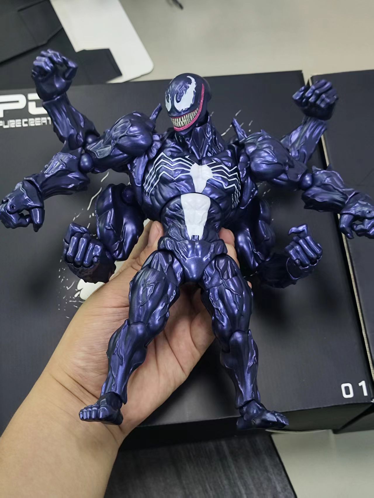 Model Kit Venom - PC Toys Shin-Yamaguchi Venom Original Color