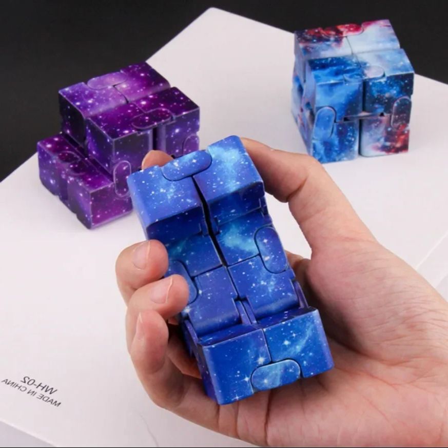 Infinite Flip Magic Cube Starr - Model Kit Infinite Dimension review and price